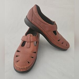 SAS Tripad Comfort Sz 7 Roamer Mary Jane Cut Out Loafers Brown Leather ECU